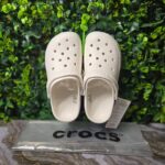 White Slip on clog infant size 12.5 eu30-31