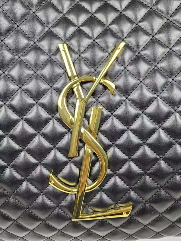 large Black quilted bag - Image 2
