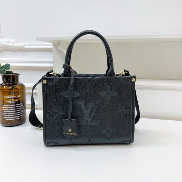 Simple 3d effect bag - Image 7