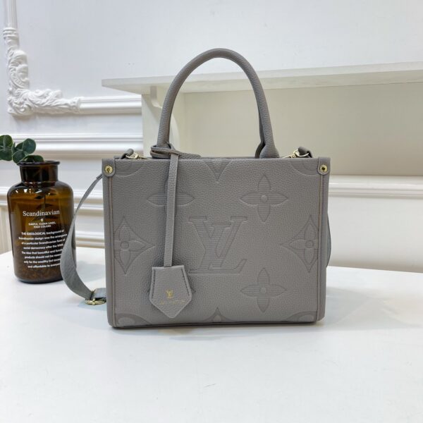 Simple 3d effect bag - Image 5