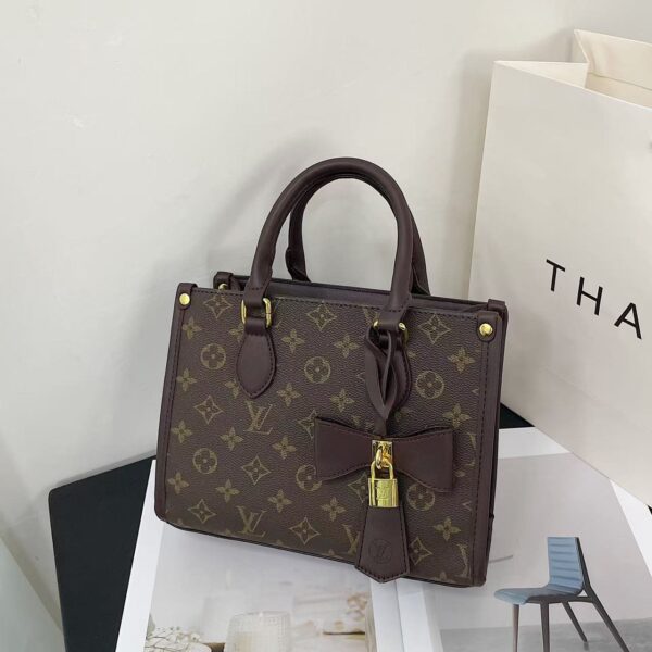 Square printed bow bag - Image 3