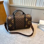 large weekend bag - Image 6