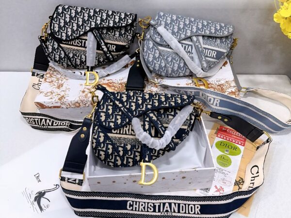 Saddle bag