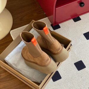 Elastic longer platform boot