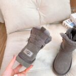 Grey Fluffy Ug - Image 2