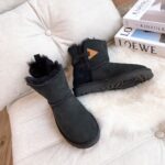 Black Flufft Ug - Image 3