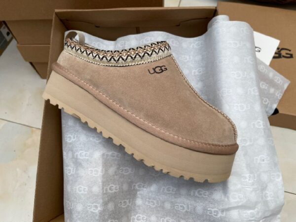Tazzzz Slip On