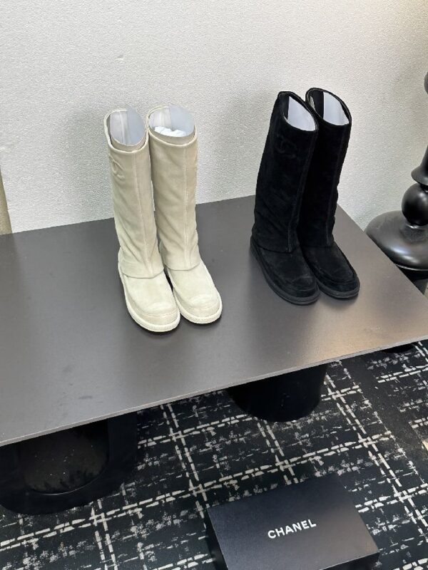 Fold Over Boot CoCo