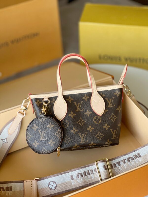 mini beige neverfall pouch - Image 2