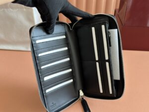 3d GG purse - Image 2