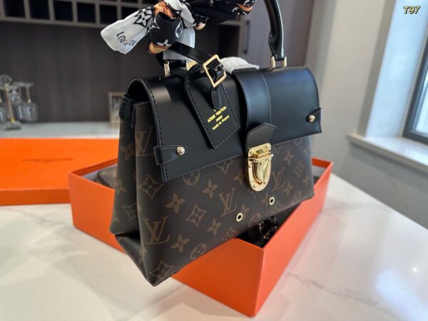 Leather Flap Bag - Image 3