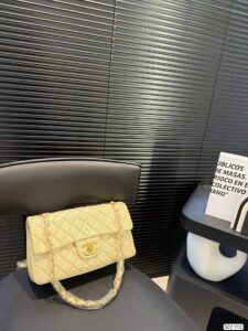 Mermaid iridescent quilted CoCo - Image 5