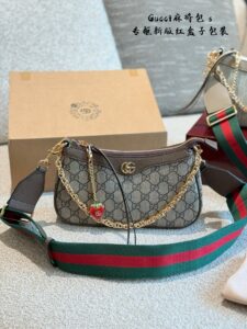 GG 2 tone lux leather - Image 2