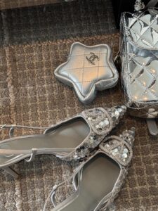 Bling V heels - Image 2