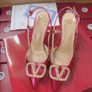 Pink Shiney V heels