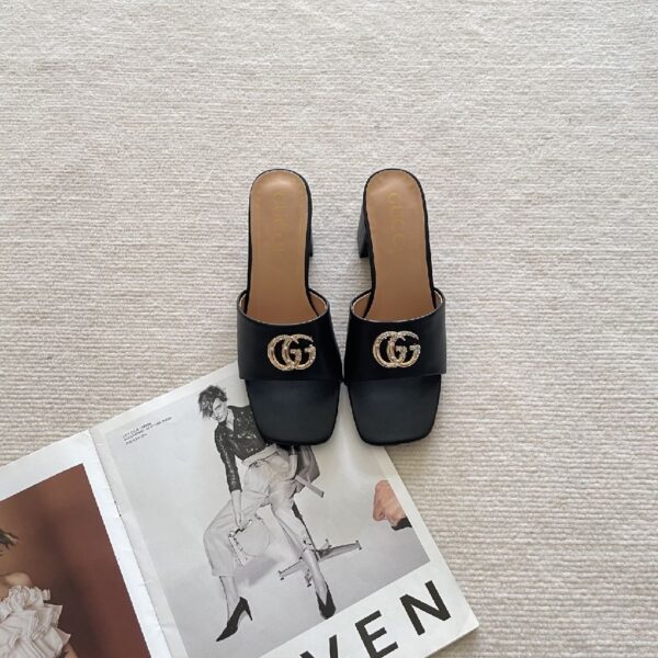 Black G Sling