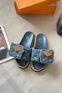 Denim pocket slides