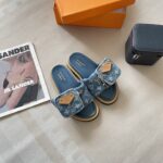 Denim pocket slides - Image 3