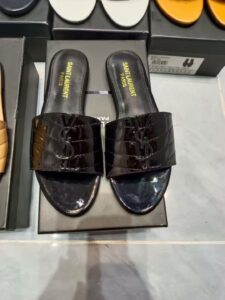 y$L slides - Image 2