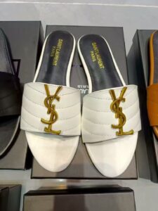 y$L slides - Image 4