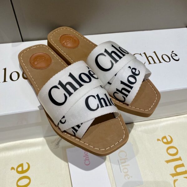Chlo Camvas slides - Image 2