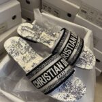 3 colours CD embroidered Slides