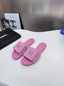 knitted CoCo - Image 2