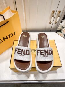 wicker wedge - Image 2