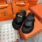 twist lock H sandals - Image 7