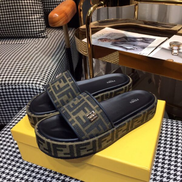 Flatform F - Image 2