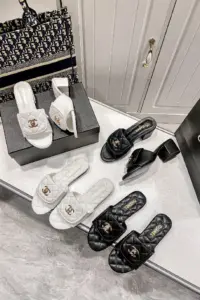 black and whitw CoCo flap