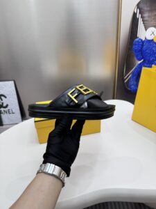 F platform sandal - Image 2