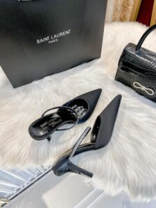 classy y$L - Image 2