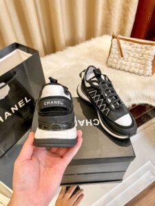 Black and white contrast CoCo trainers - Image 4