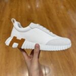 3 colour options H Trainer - Image 3