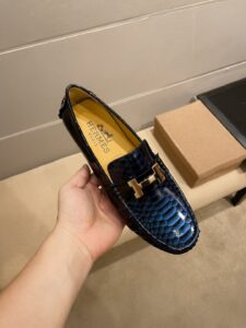 3 colour options H loafters - Image 4