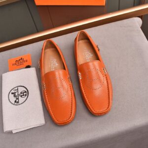 orange or white Loafter