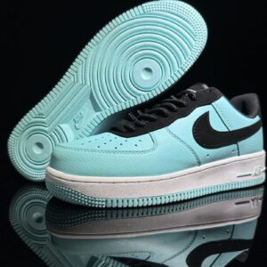 2 colours tiff air