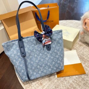 Denim Shopper