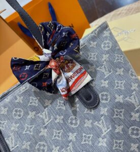 Denim Shopper - Image 2