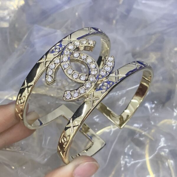 scaled_1000074062-1-1.jpg cuff or bangle - Image 1