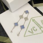 Baby blue and silver cleef - Image 2