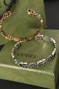 GG stone floral bangle