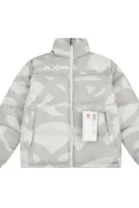 3 colour options NF coat