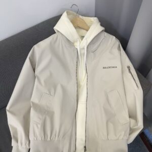 Black or cream B@Lench